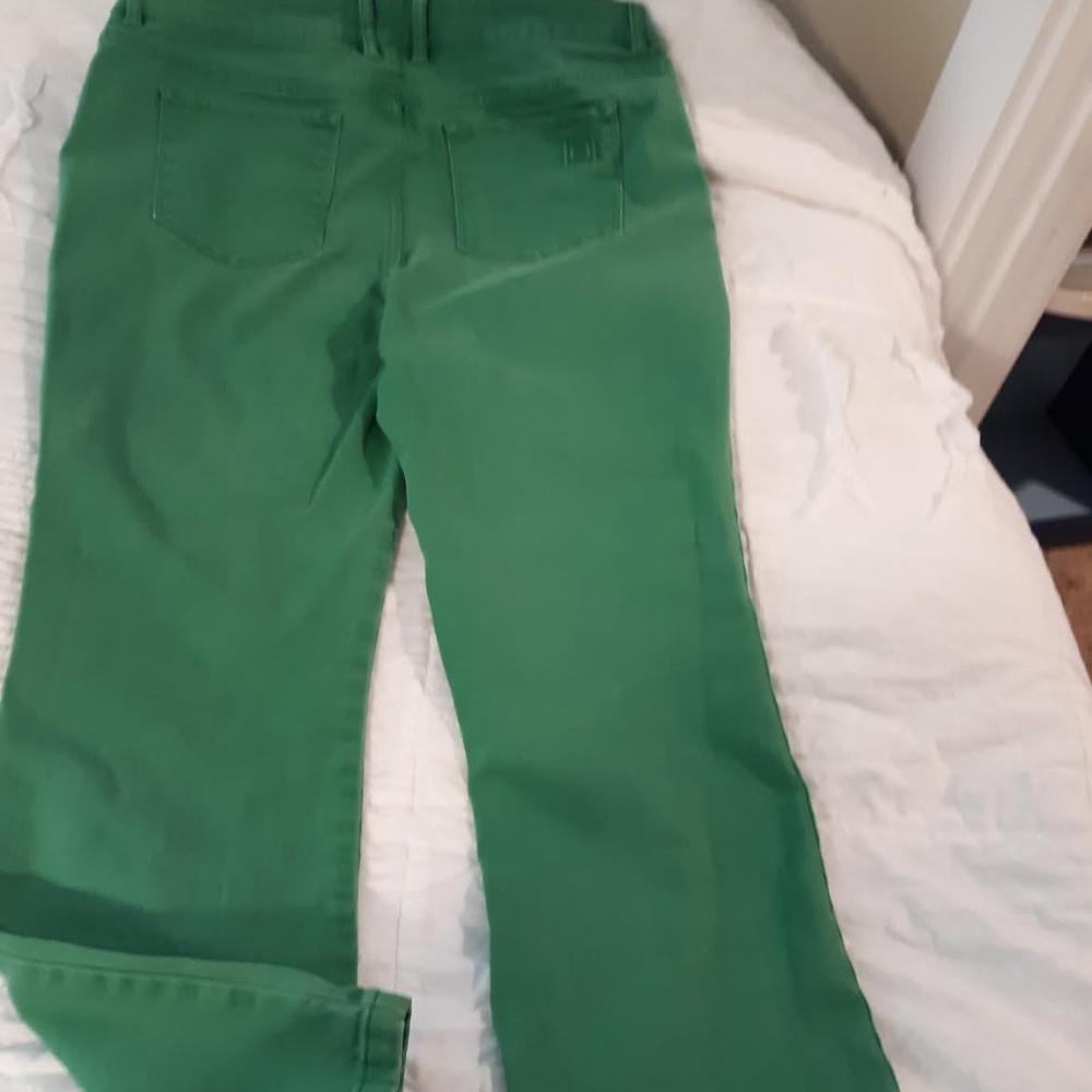 Jeans - Picture 2 of 5